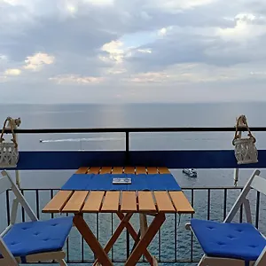 https://amalfi-panoramic-coast.hotels-amalfi.com
